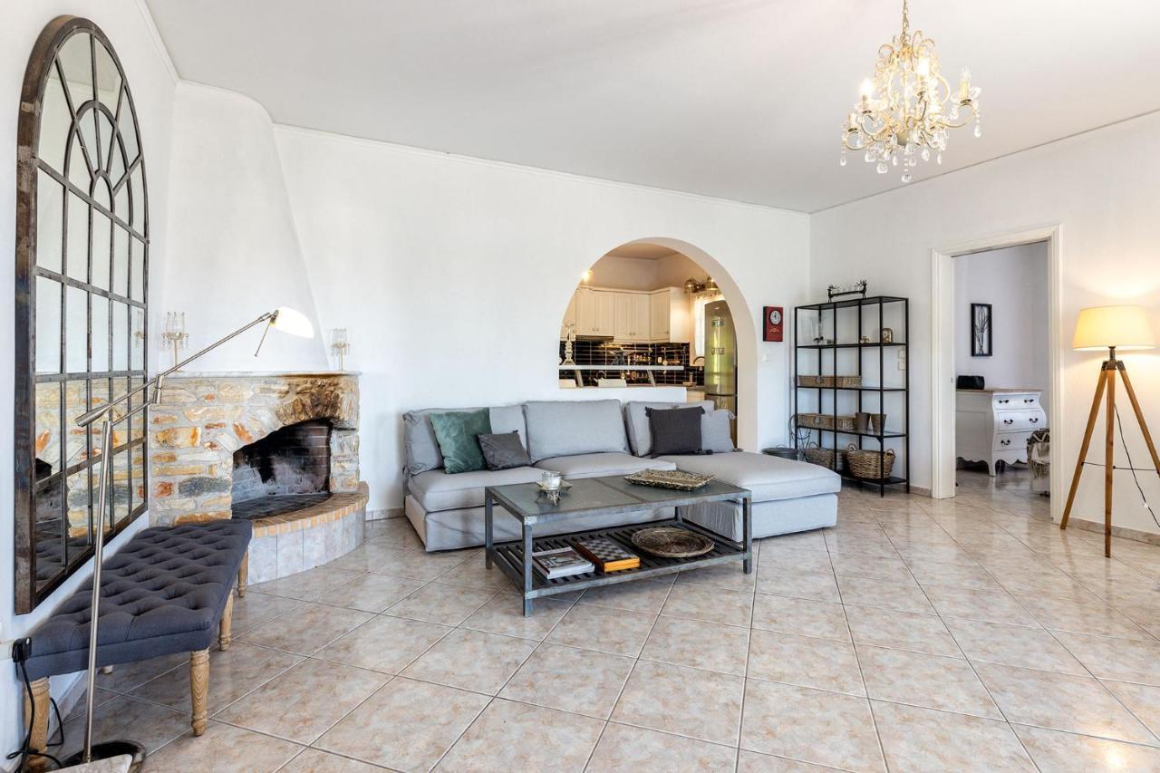 Daphne'S Lux Villa Paraspori  Екстер'єр фото