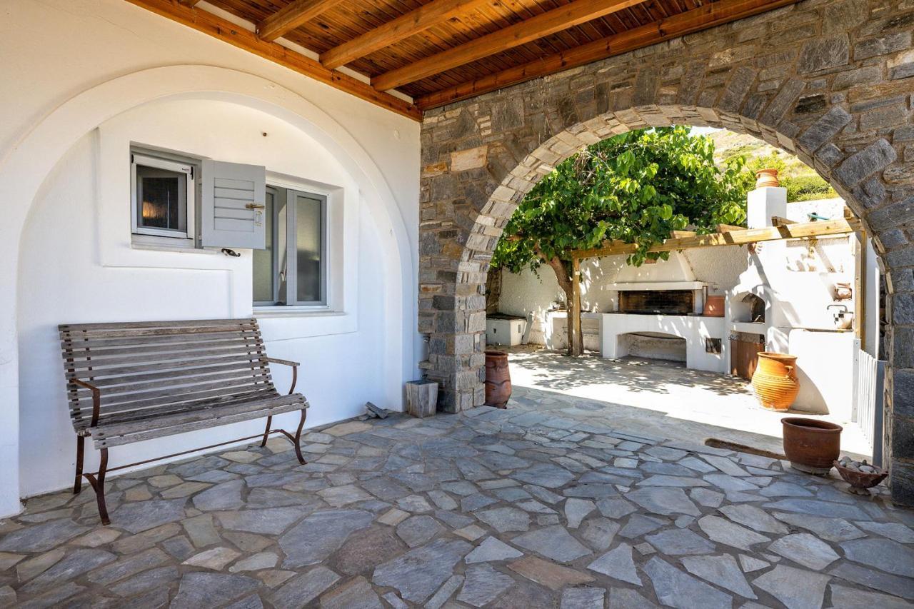 Daphne'S Lux Villa Paraspori  Екстер'єр фото