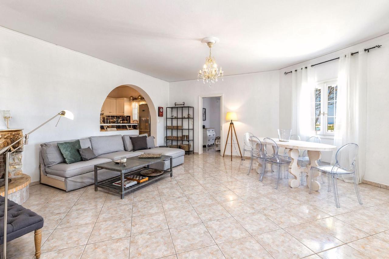 Daphne'S Lux Villa Paraspori  Екстер'єр фото